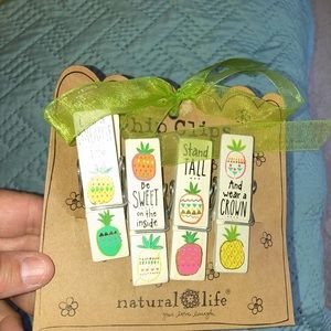 Natural Life Decorative Clothespins NEW